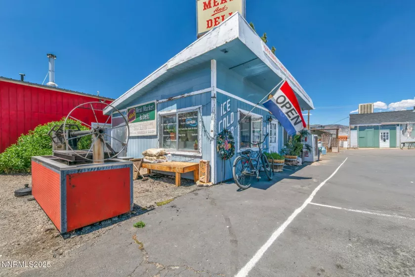 198 Main, Bridgeport, California 93517, ,Commercial Sale,Residential,Main,250054020