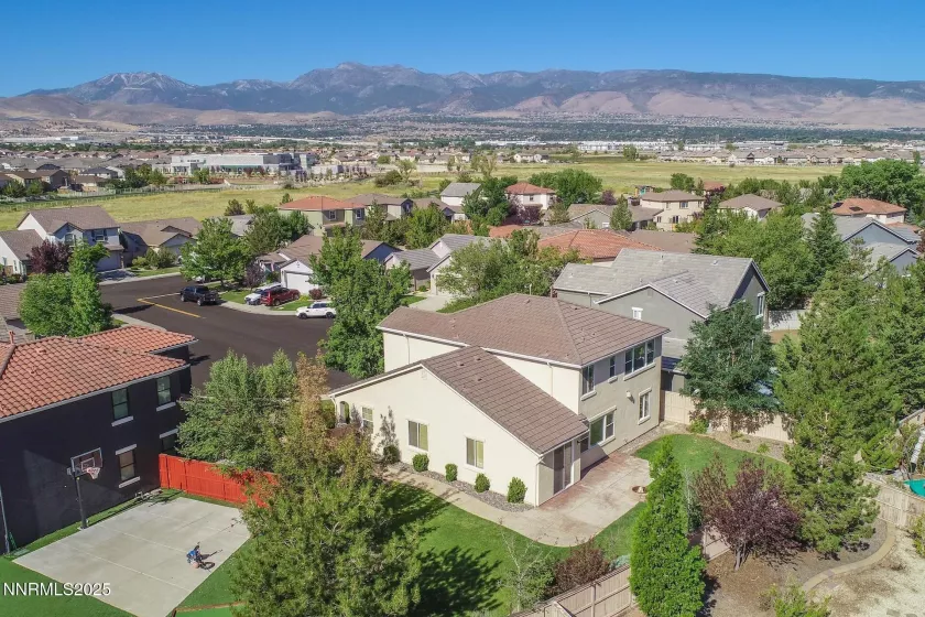 10630 Birch Point, Reno, Nevada 89521, 5 Bedrooms Bedrooms, ,3 BathroomsBathrooms,Residential,Residential,Birch Point,250054019
