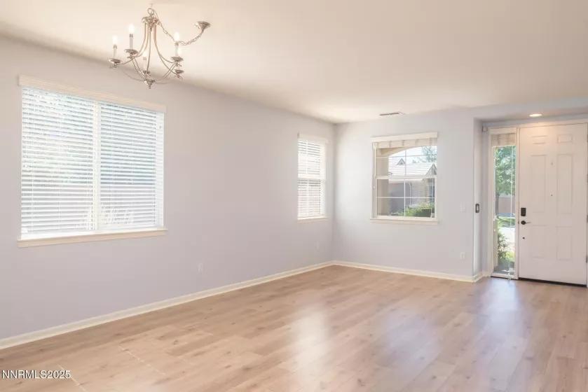 10630 Birch Point, Reno, Nevada 89521, 5 Bedrooms Bedrooms, ,3 BathroomsBathrooms,Residential,Residential,Birch Point,250054019