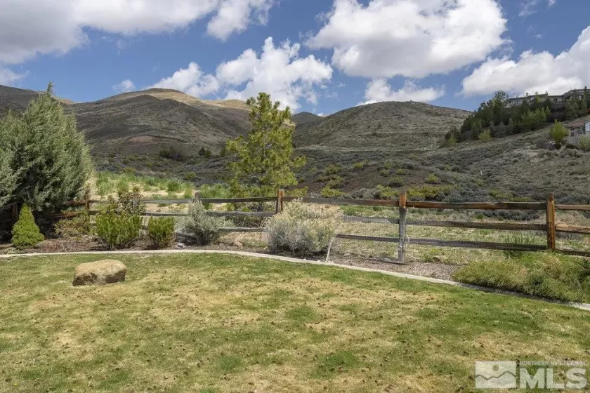 2390 Maple Leaf, Reno, Nevada 89523, 4 Bedrooms Bedrooms, ,4 BathroomsBathrooms,Residential,Residential,Maple Leaf,250006569