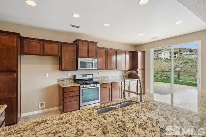 2390 Maple Leaf, Reno, Nevada 89523, 4 Bedrooms Bedrooms, ,4 BathroomsBathrooms,Residential,Residential,Maple Leaf,250006569