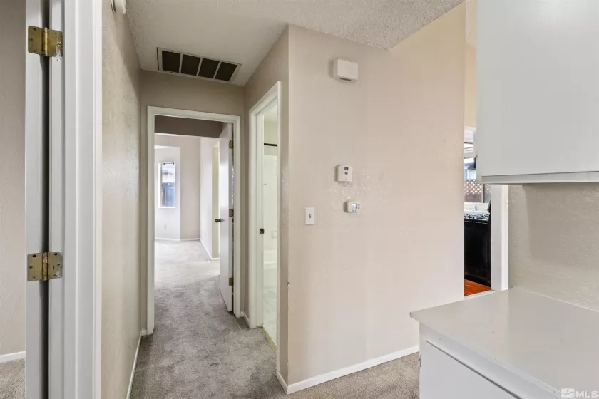 1687 Noreen, Sparks, Nevada 89434, 3 Bedrooms Bedrooms, ,2 BathroomsBathrooms,Residential,Residential,Noreen,250001587