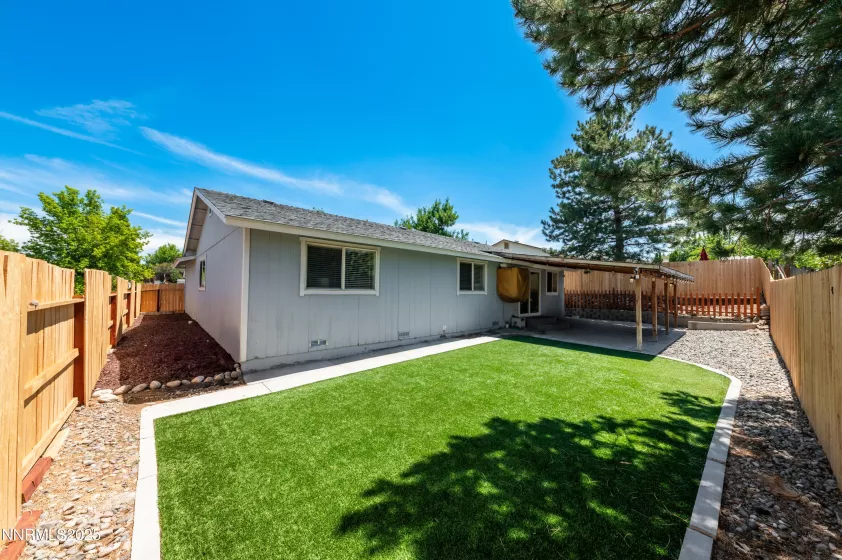 8625 Corrigan, Reno, Nevada 89506, 3 Bedrooms Bedrooms, ,2 BathroomsBathrooms,Residential,Residential,Corrigan,250054025