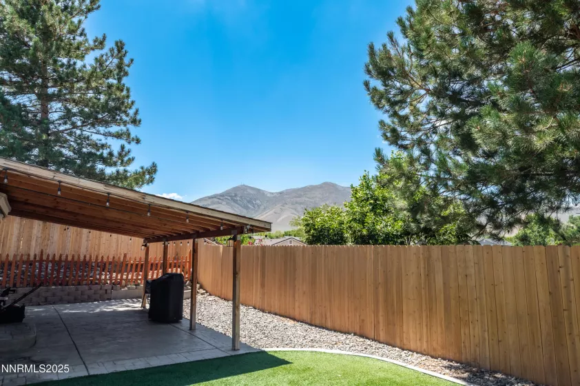 8625 Corrigan, Reno, Nevada 89506, 3 Bedrooms Bedrooms, ,2 BathroomsBathrooms,Residential,Residential,Corrigan,250054025
