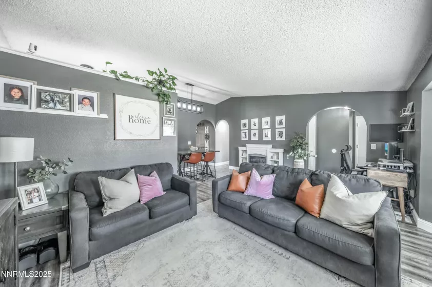 8625 Corrigan, Reno, Nevada 89506, 3 Bedrooms Bedrooms, ,2 BathroomsBathrooms,Residential,Residential,Corrigan,250054025