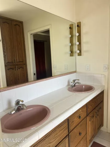 505 Hunter Park, Fallon, Nevada 89406, 3 Bedrooms Bedrooms, ,3 BathroomsBathrooms,Residential,Residential,Hunter Park,250054026