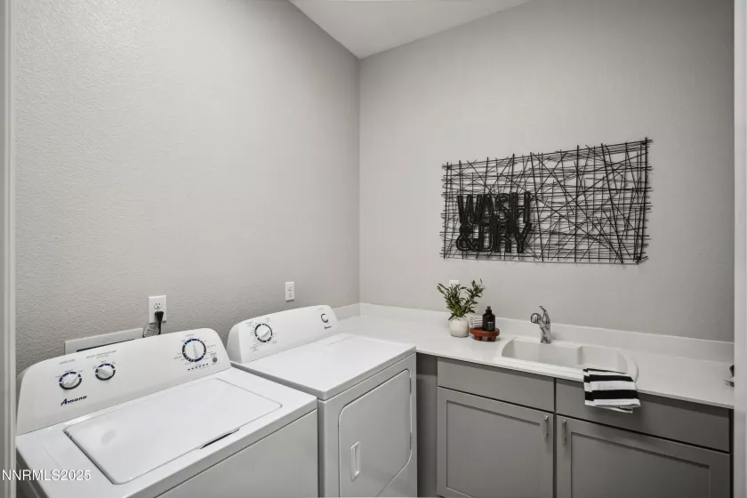 6109 Pleasant Oak, Reno, Nevada 89511, 3 Bedrooms Bedrooms, ,4 BathroomsBathrooms,Residential,Residential,Pleasant Oak,250050962