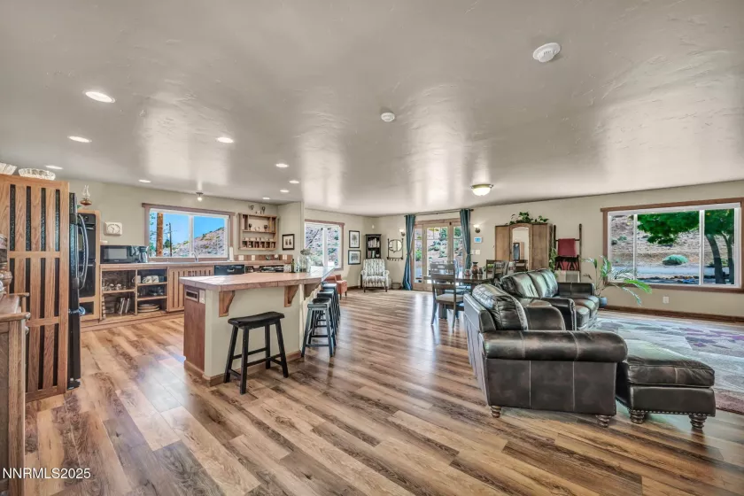18500 Toll, Reno, Nevada 89521, 3 Bedrooms Bedrooms, ,2 BathroomsBathrooms,Residential,Residential,Toll,250051827