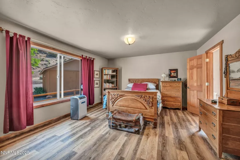 18500 Toll, Reno, Nevada 89521, 3 Bedrooms Bedrooms, ,2 BathroomsBathrooms,Residential,Residential,Toll,250051827