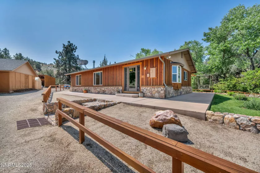 18500 Toll, Reno, Nevada 89521, 3 Bedrooms Bedrooms, ,2 BathroomsBathrooms,Residential,Residential,Toll,250051827