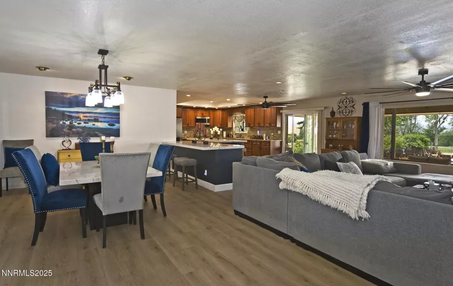 5705 Blue Hills, Reno, Nevada 89502, 3 Bedrooms Bedrooms, ,3 BathroomsBathrooms,Residential,Residential,Blue Hills,250051622