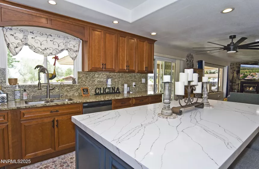 5705 Blue Hills, Reno, Nevada 89502, 3 Bedrooms Bedrooms, ,3 BathroomsBathrooms,Residential,Residential,Blue Hills,250051622