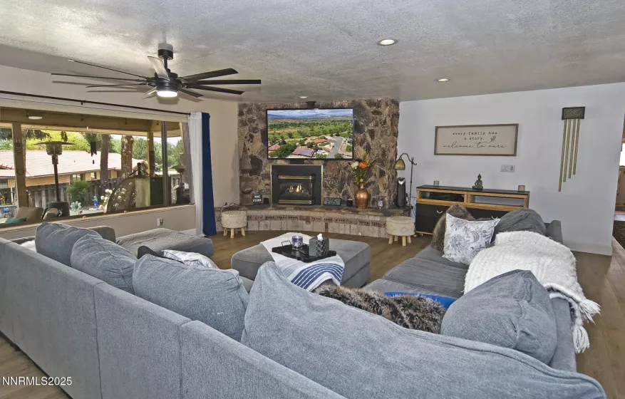 5705 Blue Hills, Reno, Nevada 89502, 3 Bedrooms Bedrooms, ,3 BathroomsBathrooms,Residential,Residential,Blue Hills,250051622