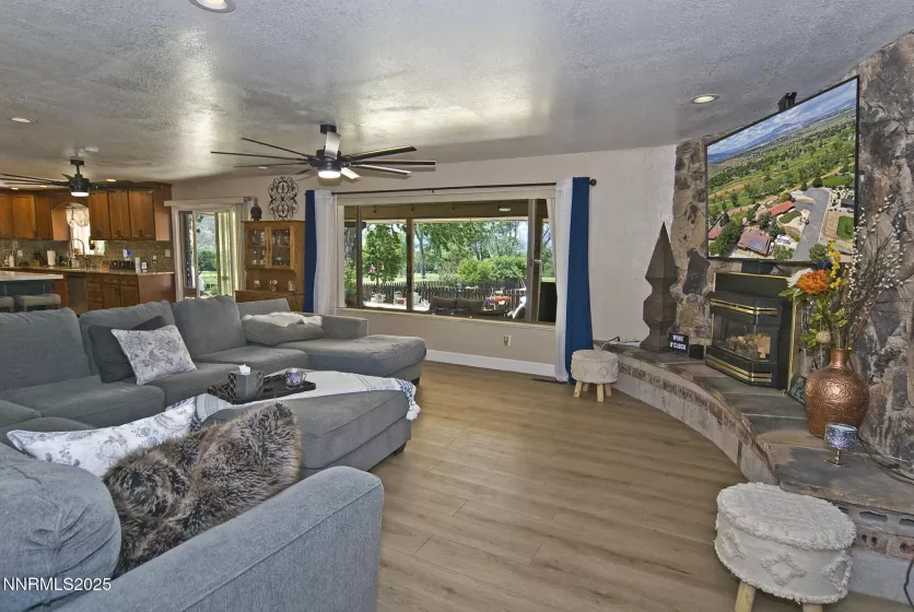 5705 Blue Hills, Reno, Nevada 89502, 3 Bedrooms Bedrooms, ,3 BathroomsBathrooms,Residential,Residential,Blue Hills,250051622