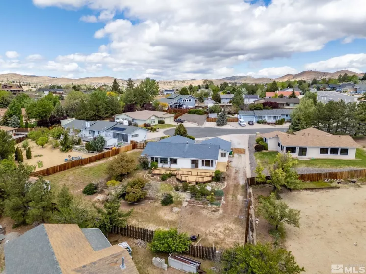730 Icarus, Reno, Nevada 89512, 4 Bedrooms Bedrooms, ,3 BathroomsBathrooms,Residential,Residential,Icarus,250054029