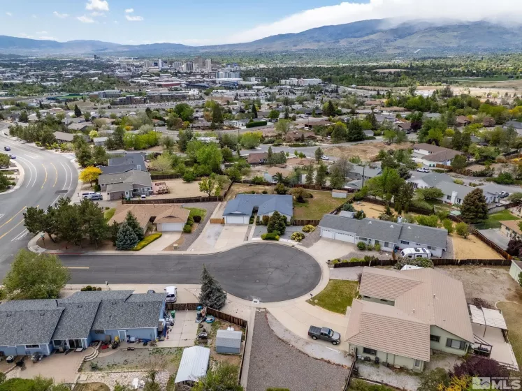 730 Icarus, Reno, Nevada 89512, 4 Bedrooms Bedrooms, ,3 BathroomsBathrooms,Residential,Residential,Icarus,250054029