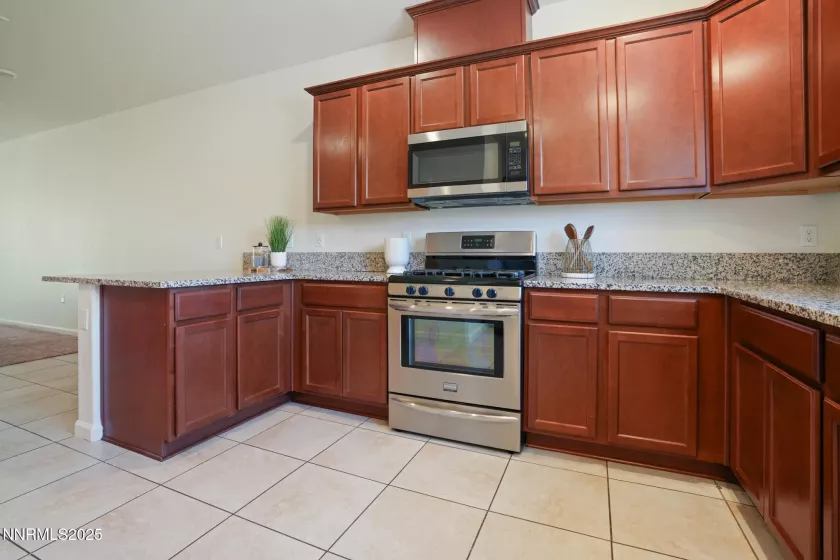3046 Sterling Ridge, Sparks, Nevada 89431, 2 Bedrooms Bedrooms, ,3 BathroomsBathrooms,Residential,Residential,Sterling Ridge,250054032