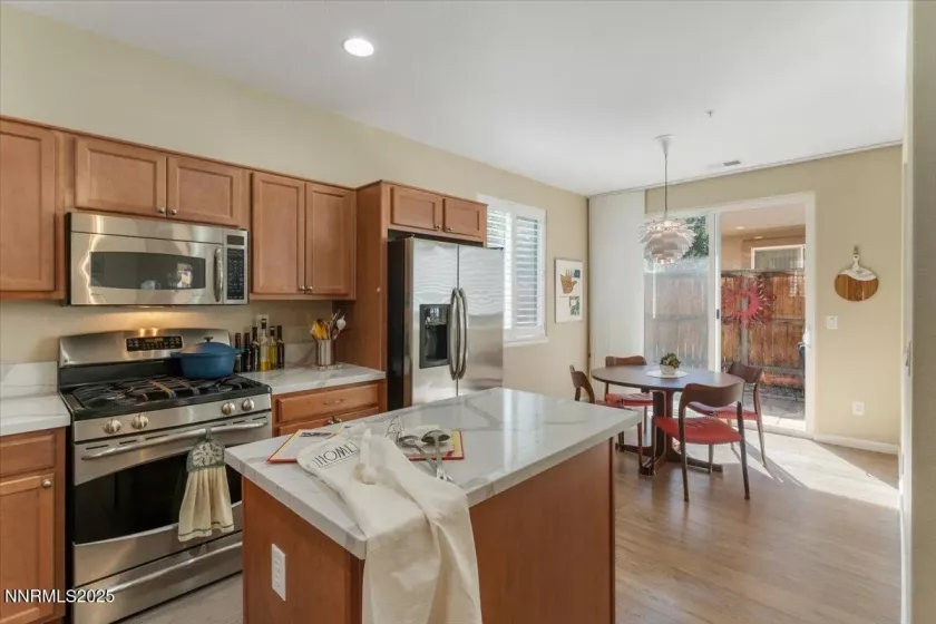6357 Peppergrass, Sparks, Nevada 89436, 3 Bedrooms Bedrooms, ,3 BathroomsBathrooms,Residential,Residential,Peppergrass,250054033