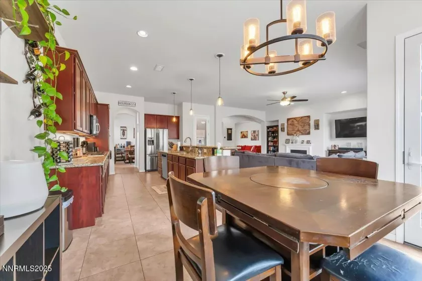 10380 Cavalry, Reno, Nevada 89521, 4 Bedrooms Bedrooms, ,3 BathroomsBathrooms,Residential,Residential,Cavalry,250054040