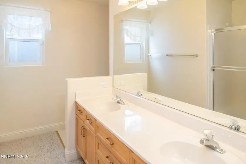 5580 Madrid, Sparks, Nevada 89436, 3 Bedrooms Bedrooms, ,3 BathroomsBathrooms,Residential,Residential,Madrid,250054042