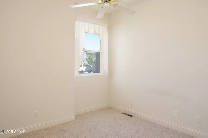5580 Madrid, Sparks, Nevada 89436, 3 Bedrooms Bedrooms, ,3 BathroomsBathrooms,Residential,Residential,Madrid,250054042
