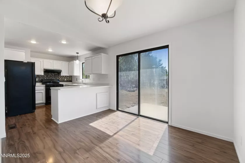 735 Lassen, Gardnerville, Nevada 89460, 3 Bedrooms Bedrooms, ,2 BathroomsBathrooms,Residential,Residential,Lassen,250054043