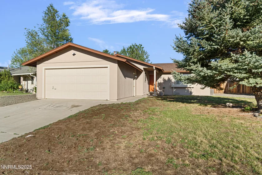 735 Lassen, Gardnerville, Nevada 89460, 3 Bedrooms Bedrooms, ,2 BathroomsBathrooms,Residential,Residential,Lassen,250054043