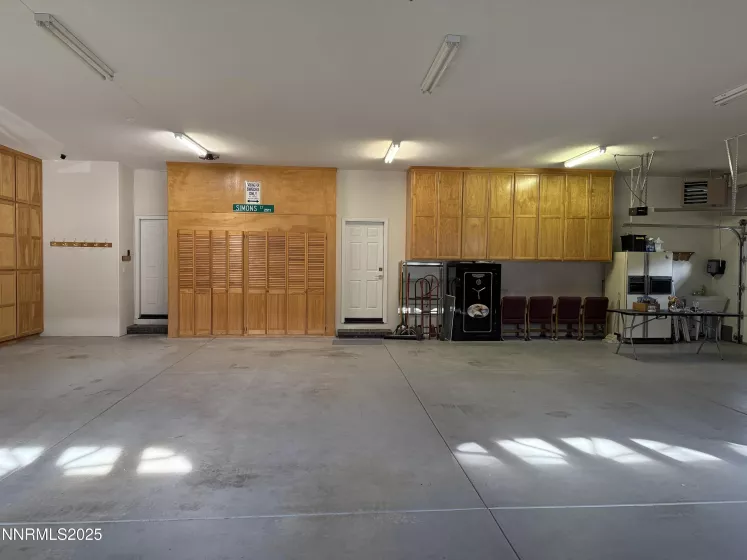 2511 Simons, Carson City, Nevada 89703, 3 Bedrooms Bedrooms, ,3 BathroomsBathrooms,Residential,Residential,Simons,250054047