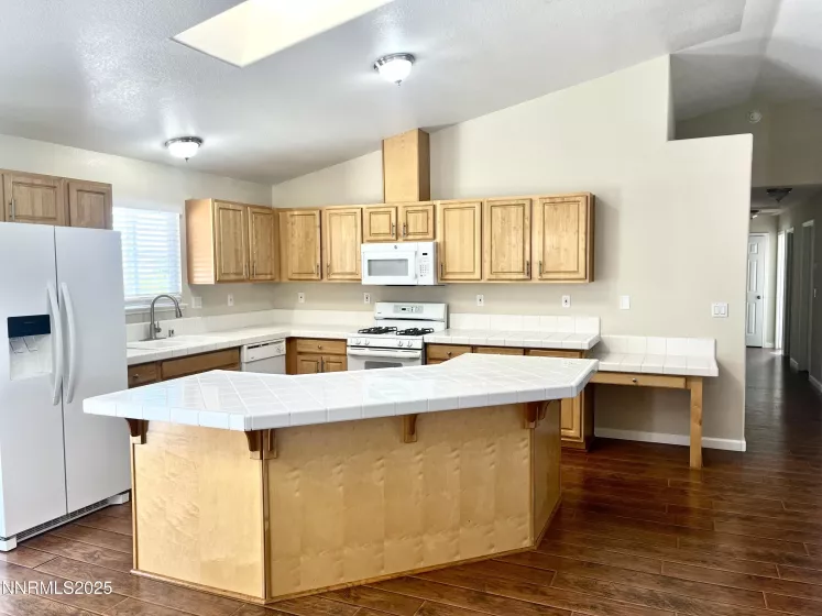 1359 NIGHTINGALE, Spanish Springs, Nevada 89441, 3 Bedrooms Bedrooms, ,2 BathroomsBathrooms,Residential,Residential,NIGHTINGALE,250054050