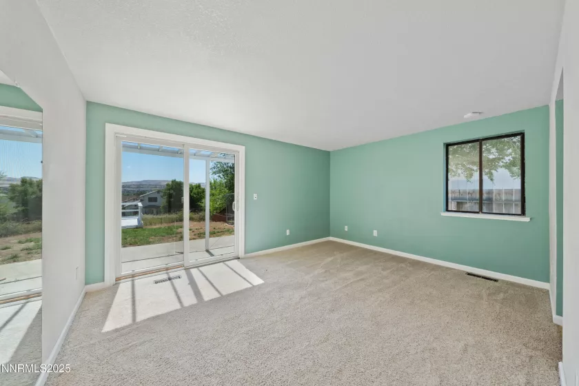 6770 Evening Star, Sparks, Nevada 89436, 3 Bedrooms Bedrooms, ,3 BathroomsBathrooms,Residential,Residential,Evening Star,250054051