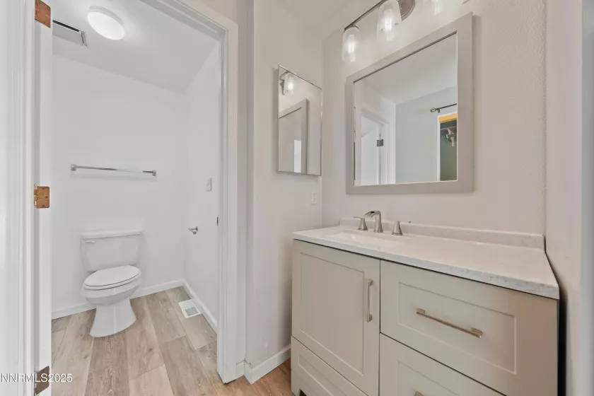 6770 Evening Star, Sparks, Nevada 89436, 3 Bedrooms Bedrooms, ,3 BathroomsBathrooms,Residential,Residential,Evening Star,250054051