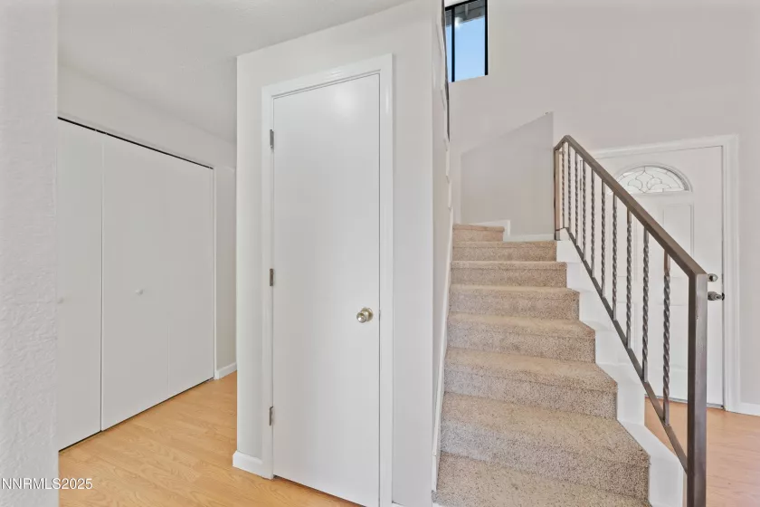 6770 Evening Star, Sparks, Nevada 89436, 3 Bedrooms Bedrooms, ,3 BathroomsBathrooms,Residential,Residential,Evening Star,250054051
