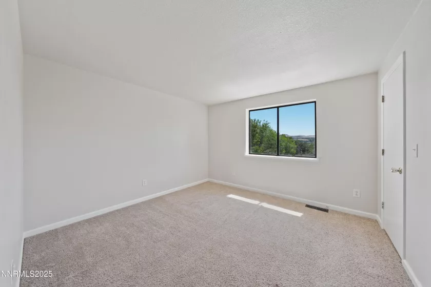 6770 Evening Star, Sparks, Nevada 89436, 3 Bedrooms Bedrooms, ,3 BathroomsBathrooms,Residential,Residential,Evening Star,250054051