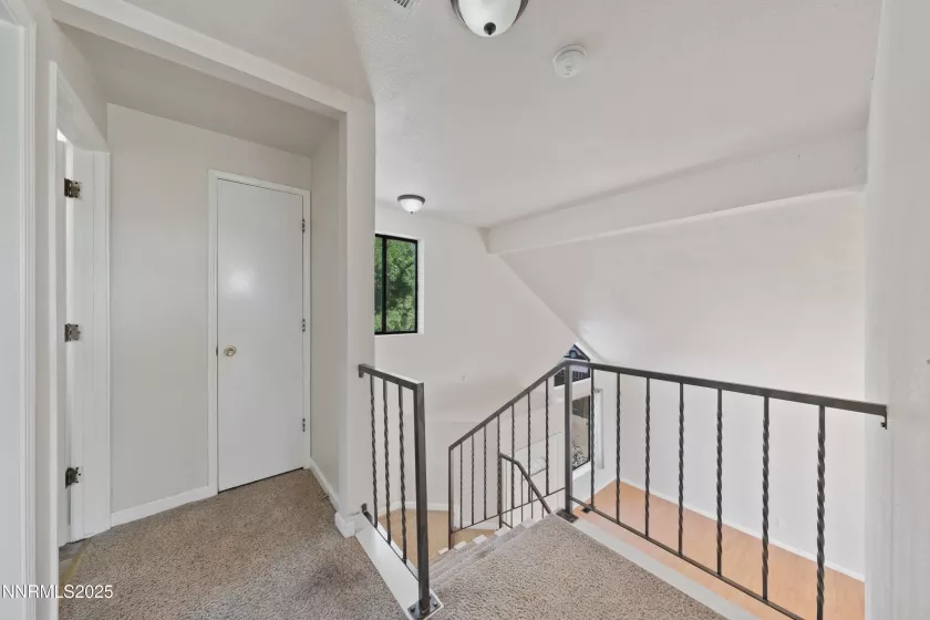 6770 Evening Star, Sparks, Nevada 89436, 3 Bedrooms Bedrooms, ,3 BathroomsBathrooms,Residential,Residential,Evening Star,250054051