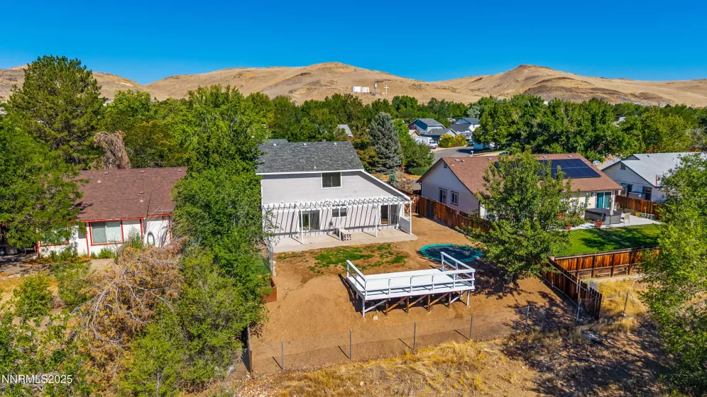 6770 Evening Star, Sparks, Nevada 89436, 3 Bedrooms Bedrooms, ,3 BathroomsBathrooms,Residential,Residential,Evening Star,250054051