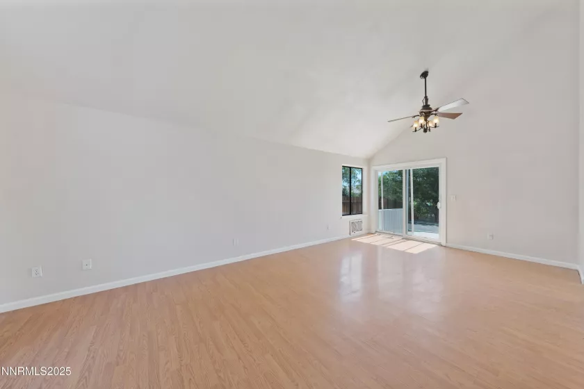 6770 Evening Star, Sparks, Nevada 89436, 3 Bedrooms Bedrooms, ,3 BathroomsBathrooms,Residential,Residential,Evening Star,250054051
