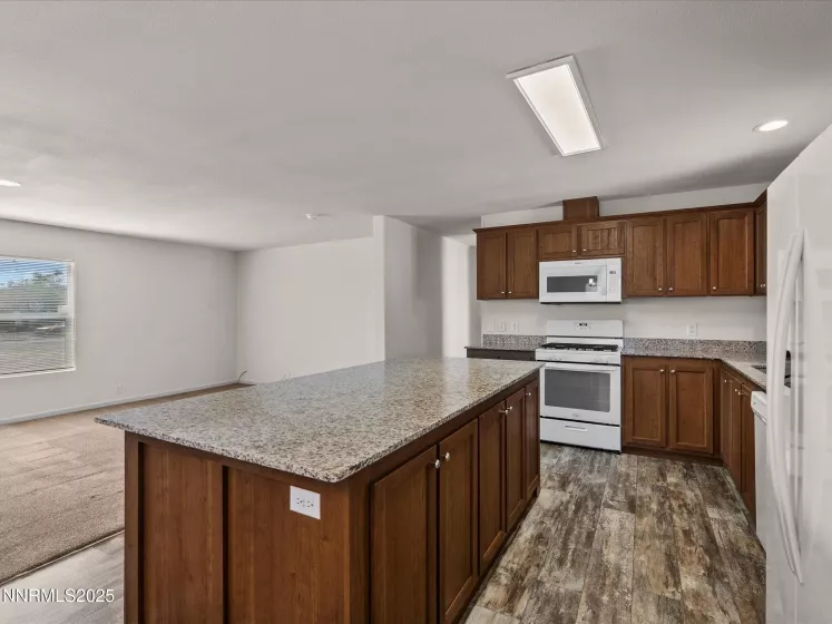 1740 Donner, Silver Springs, Nevada 89429, 3 Bedrooms Bedrooms, ,2 BathroomsBathrooms,Residential,Residential,Donner,250054055
