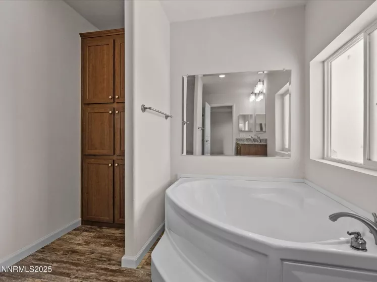 1740 Donner, Silver Springs, Nevada 89429, 3 Bedrooms Bedrooms, ,2 BathroomsBathrooms,Residential,Residential,Donner,250054055