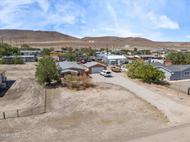 1740 Donner, Silver Springs, Nevada 89429, 3 Bedrooms Bedrooms, ,2 BathroomsBathrooms,Residential,Residential,Donner,250054055