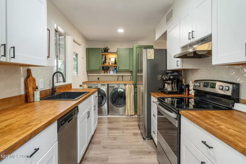 11502 Andes, Reno, Nevada 89506, 3 Bedrooms Bedrooms, ,1 BathroomBathrooms,Residential,Residential,Andes,250054056