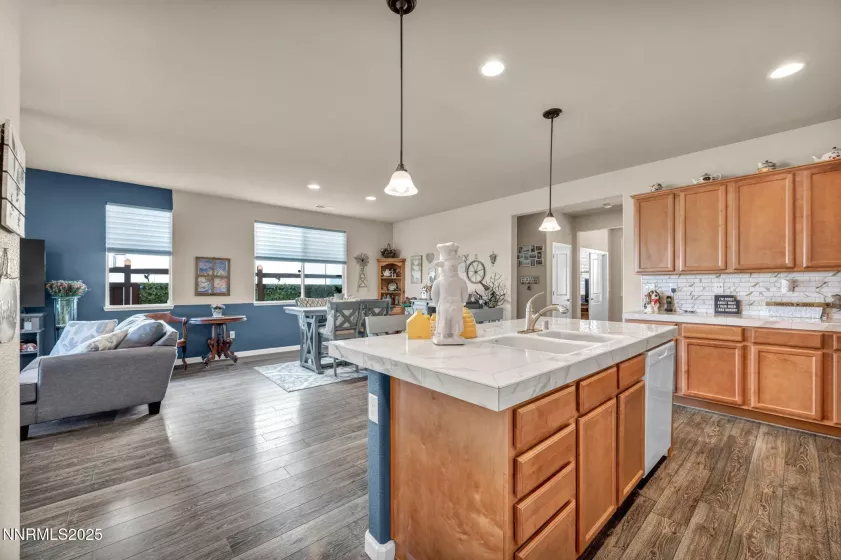 6787 Centaurus, Sparks, Nevada 89436, 3 Bedrooms Bedrooms, ,2 BathroomsBathrooms,Residential,Residential,Centaurus,250054057