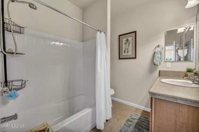 6787 Centaurus, Sparks, Nevada 89436, 3 Bedrooms Bedrooms, ,2 BathroomsBathrooms,Residential,Residential,Centaurus,250054057