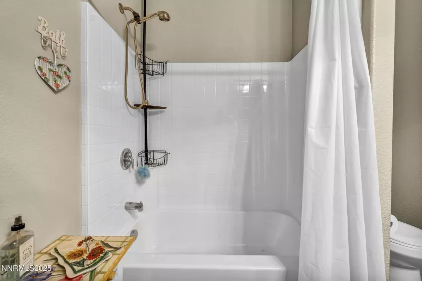 6787 Centaurus, Sparks, Nevada 89436, 3 Bedrooms Bedrooms, ,2 BathroomsBathrooms,Residential,Residential,Centaurus,250054057