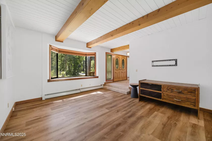 445 Country Club, Incline Village, Nevada 89451, 3 Bedrooms Bedrooms, ,3 BathroomsBathrooms,Residential Lease,Manufactured,Country Club,250054060