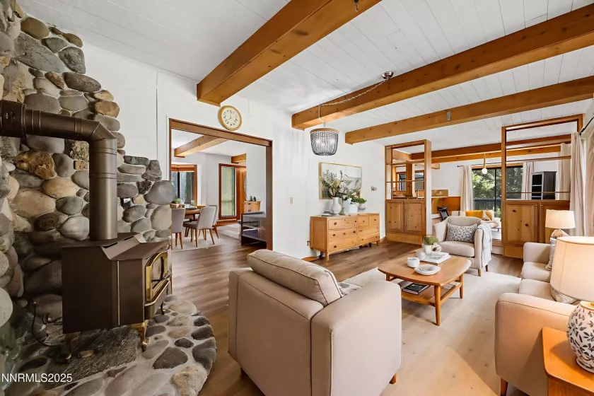 445 Country Club, Incline Village, Nevada 89451, 3 Bedrooms Bedrooms, ,3 BathroomsBathrooms,Residential Lease,Manufactured,Country Club,250054060