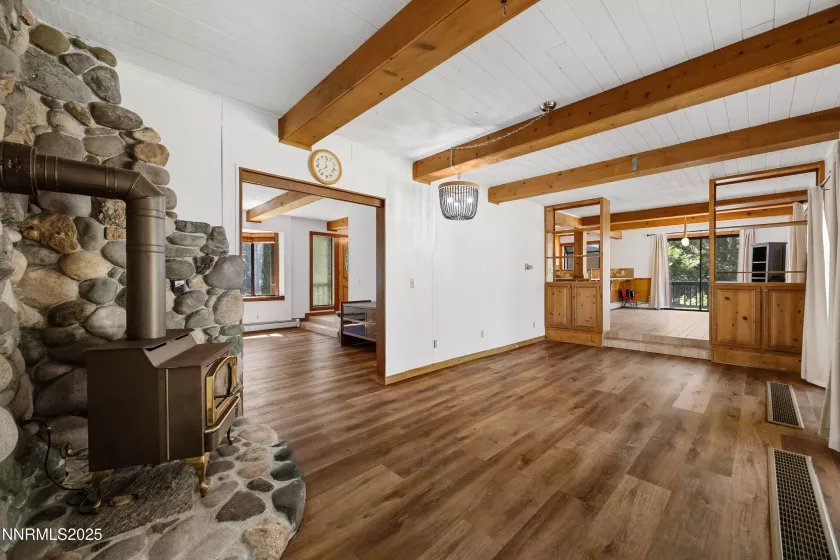 445 Country Club, Incline Village, Nevada 89451, 3 Bedrooms Bedrooms, ,3 BathroomsBathrooms,Residential Lease,Manufactured,Country Club,250054060