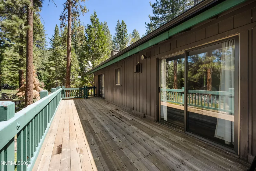 445 Country Club, Incline Village, Nevada 89451, 3 Bedrooms Bedrooms, ,3 BathroomsBathrooms,Residential Lease,Manufactured,Country Club,250054060