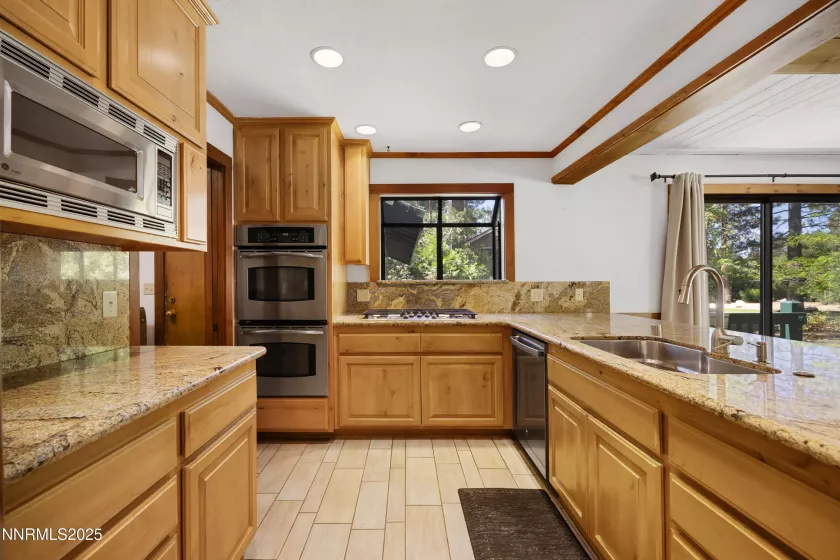 445 Country Club, Incline Village, Nevada 89451, 3 Bedrooms Bedrooms, ,3 BathroomsBathrooms,Residential Lease,Manufactured,Country Club,250054060