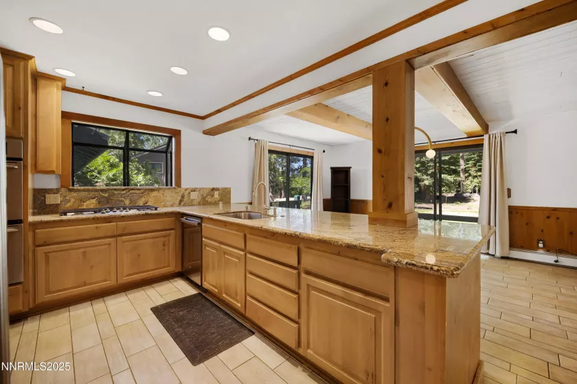 445 Country Club, Incline Village, Nevada 89451, 3 Bedrooms Bedrooms, ,3 BathroomsBathrooms,Residential Lease,Manufactured,Country Club,250054060