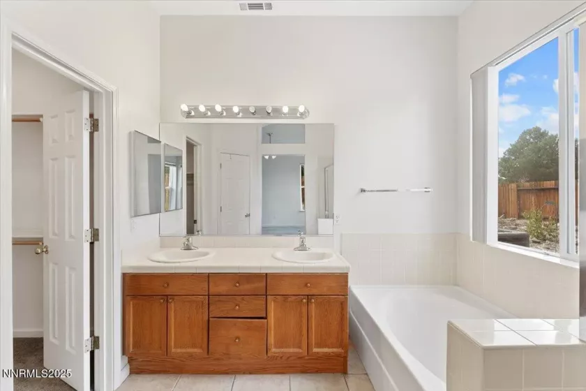 3112 Minino, Sparks, Nevada 89436, 3 Bedrooms Bedrooms, ,2 BathroomsBathrooms,Residential,Residential,Minino,250054061